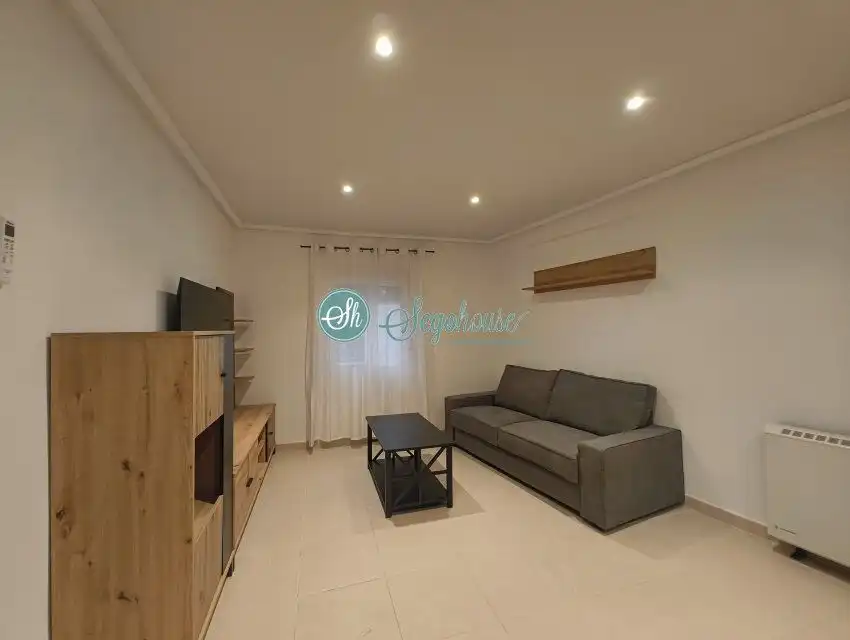 Sala de estar de Piso en venta en Segovia con Aire acondicionado y Calefacción