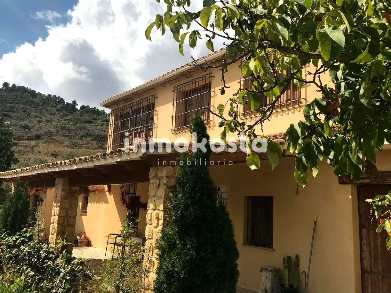 Vista exterior de Casa o xalet en venda en Sella amb Jardí privat i Terrassa