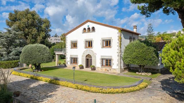 Casa-chalet en Venta en Passeig de la Riera en Bell - Aire