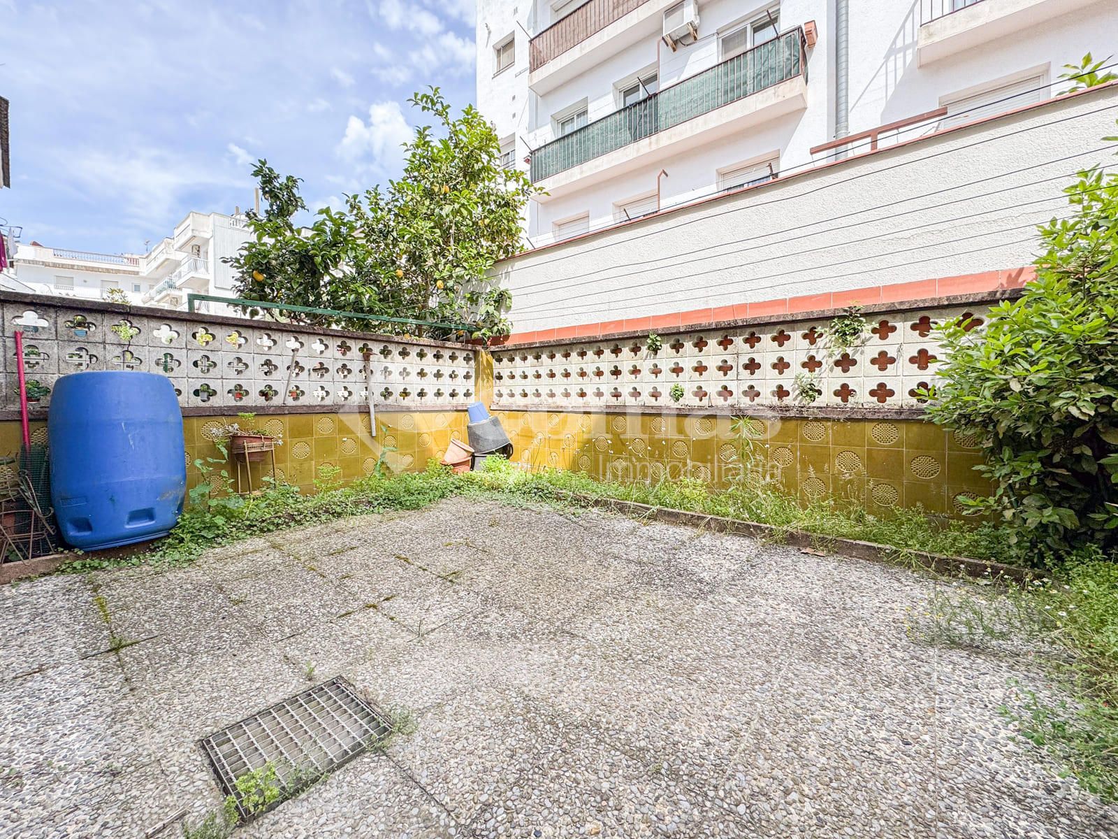 Jardí de Casa adosada en venda en Blanes amb Calefacció, Jardí privat i Terrassa