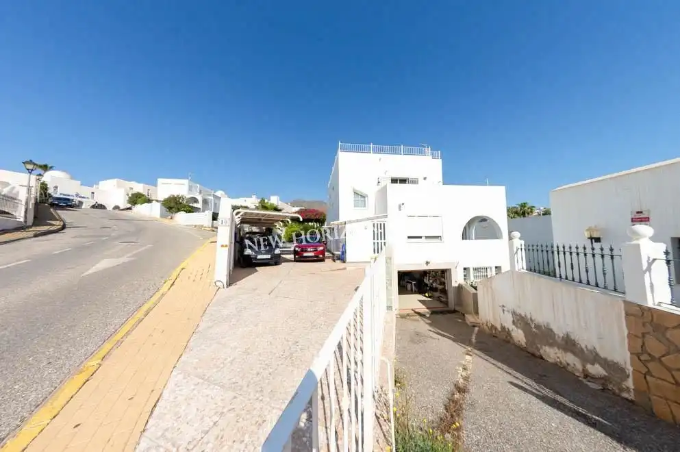 Casa amb terrassa en venda a El Palmeral, imagen 59