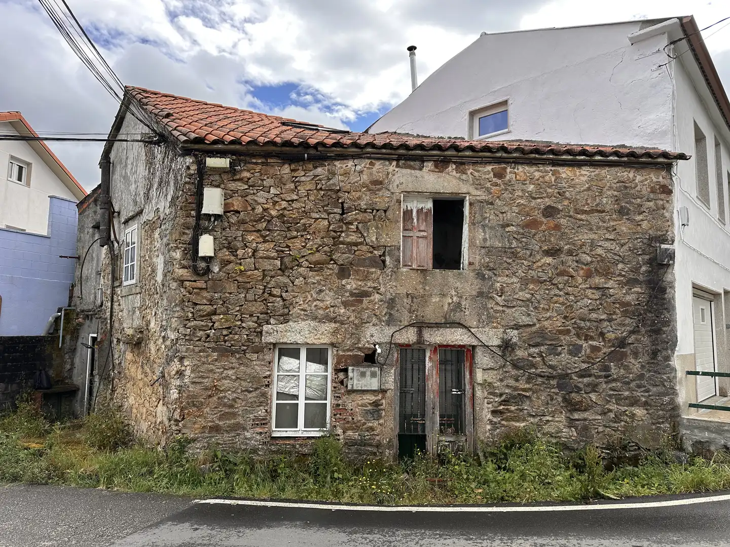 Casa adosada en venta en O Couto de Arriba, Noia