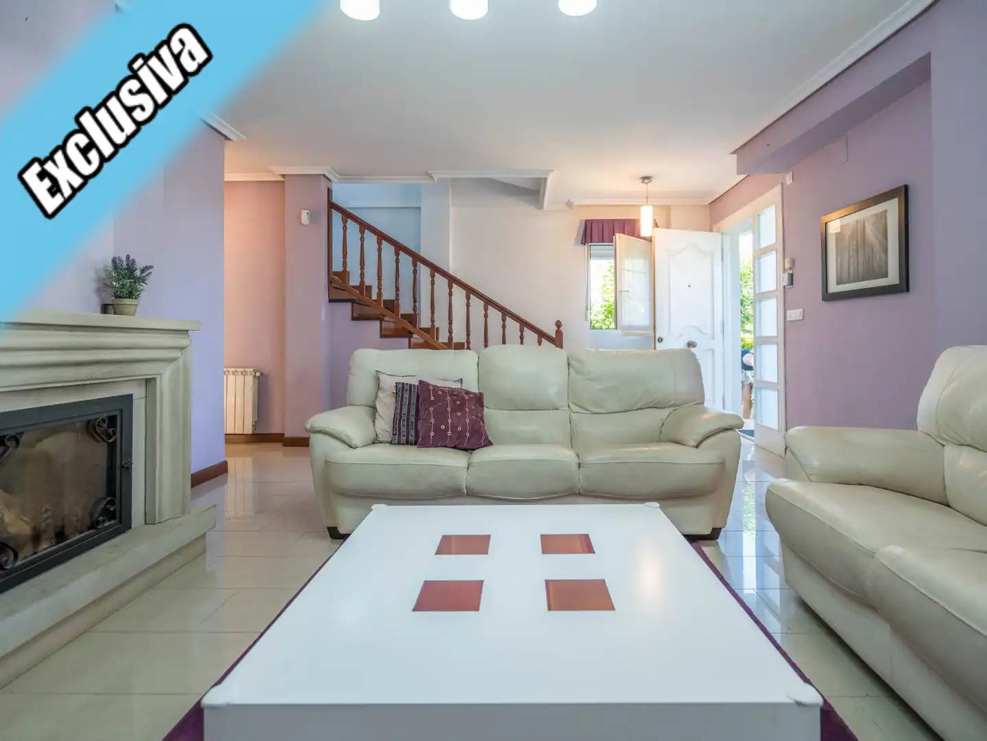 Sala d'estar de Casa o xalet en venda en Bárcena de Cicero amb Calefacció, Jardí privat i Terrassa