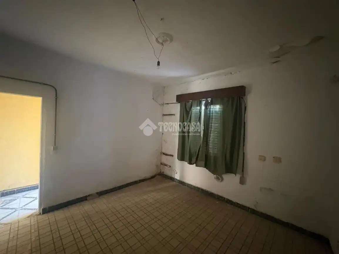 Casa adosada en venta en Sanlúcar la Mayor