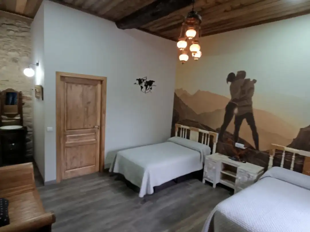 Bedroom of Houses for sale in Camponaraya, León