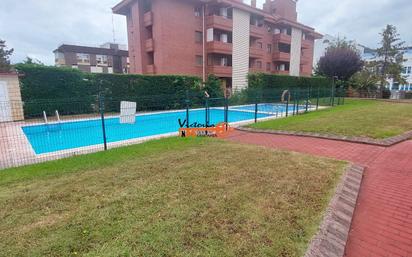 Swimming pool of Flat for sale in Castro-Urdiales  with Heating, Terrace and Community pool