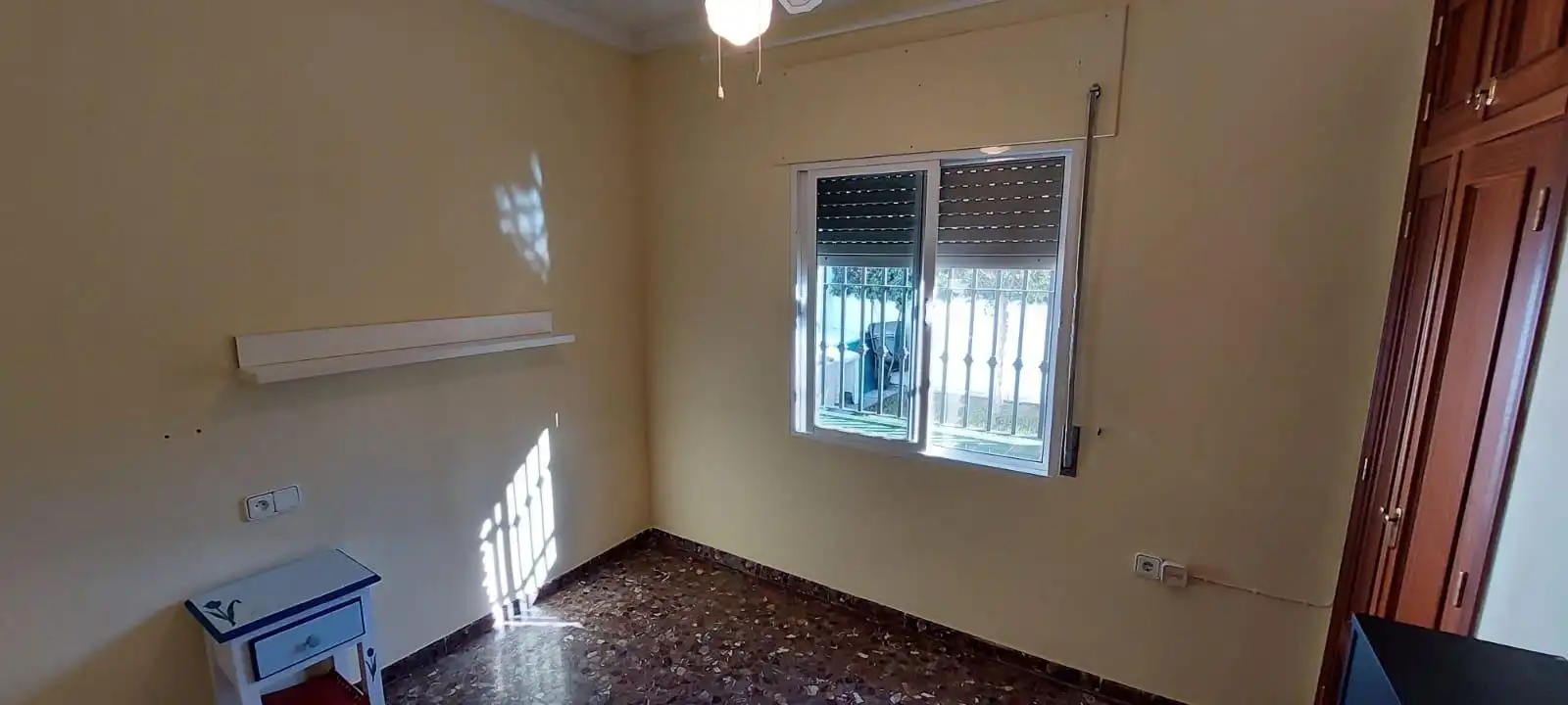 Dormitori de Casa adosada en venda en El Puerto de Santa María amb Aire condicionat