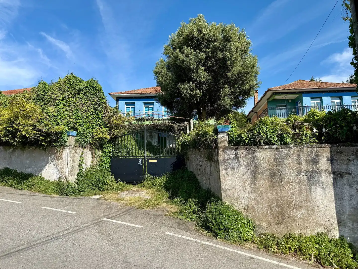 Vista exterior de Casa o xalet en venda en A Coruña Capital  amb Traster