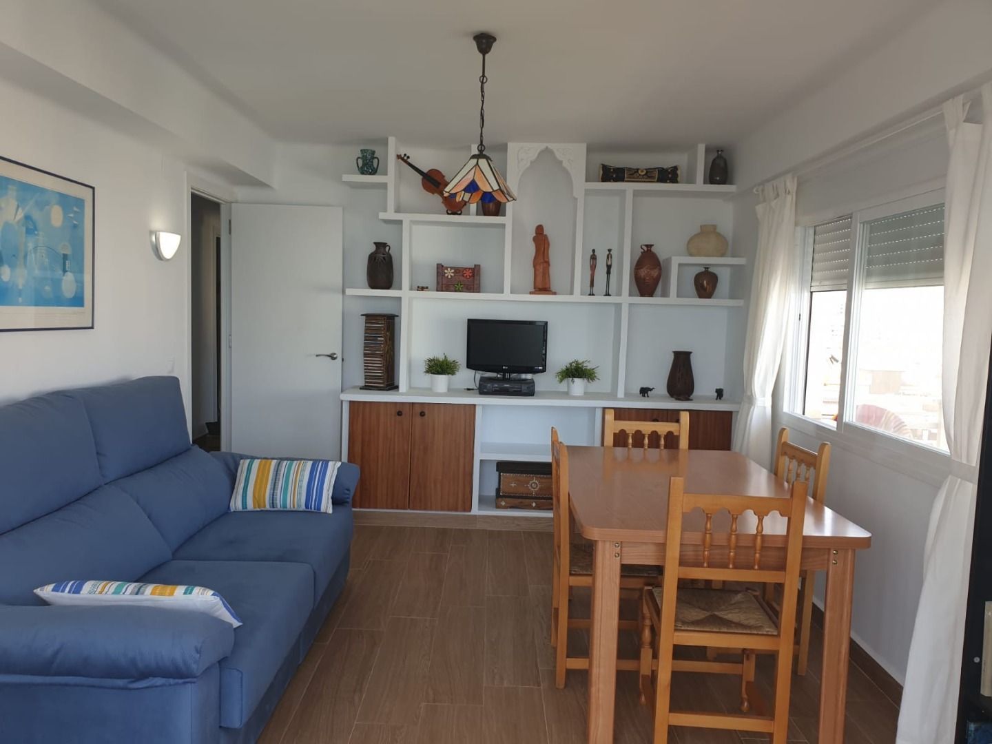 Sala d'estar de Pis de lloguer en Vélez-Málaga amb Terrassa, Piscina i Moblat