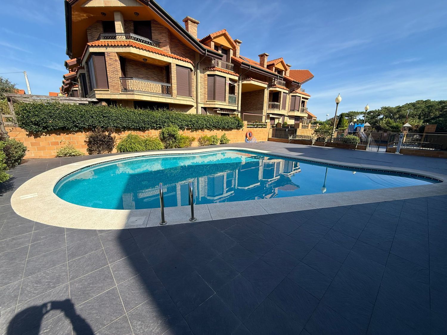 Swimming pool of Flat for sale in Noja  with Heating, Terrace and Community pool