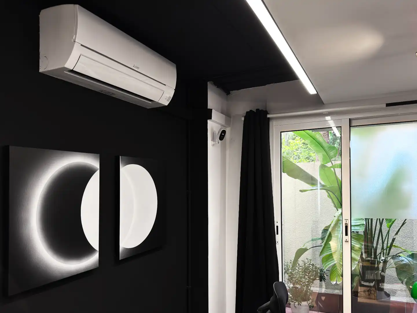 Local en venda en Barcelona amb Aire condicionat, Internet i Domòtica