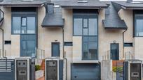 Exterior view of Single-family semi-detached for sale in Culleredo  with Heating, Private garden and Terrace