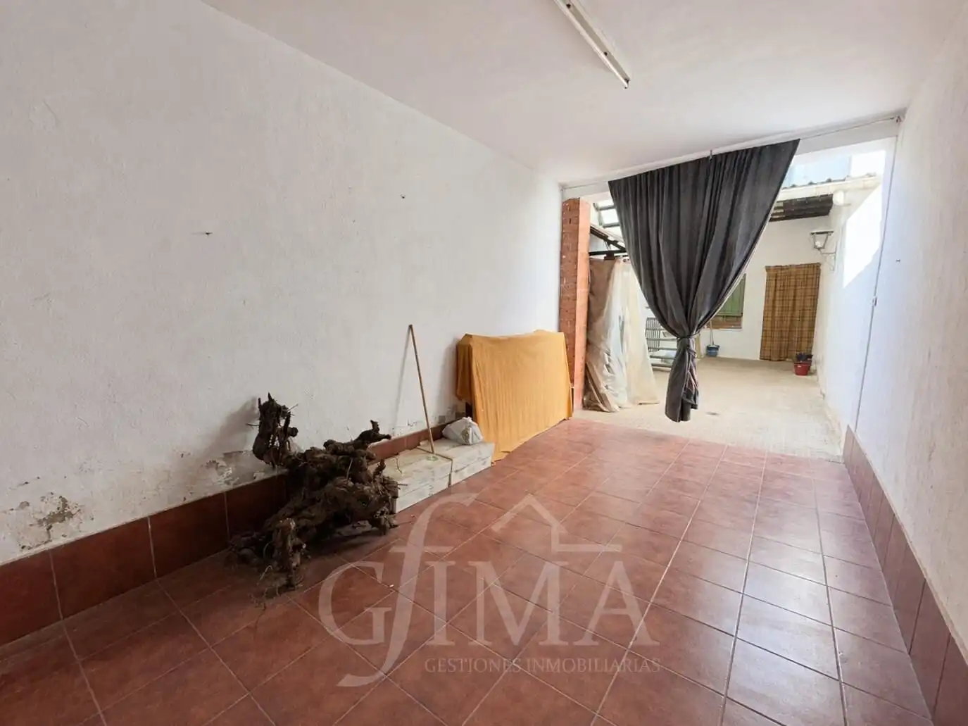 Houses for sale in Tomelloso  with Heating, Storage room and Furnished