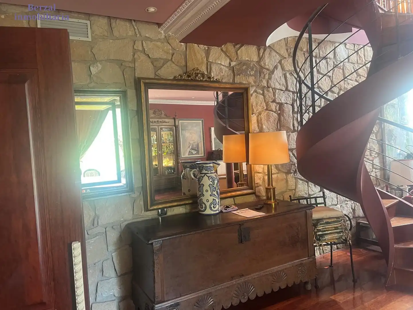 Detached house with garden for sale in Calle de Valle del Oja, imagen 5