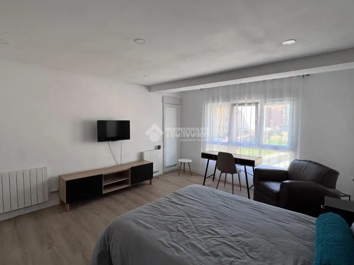 Bedroom of Flat for rent in León Capital   with Heating, Parquet flooring and Terrace
