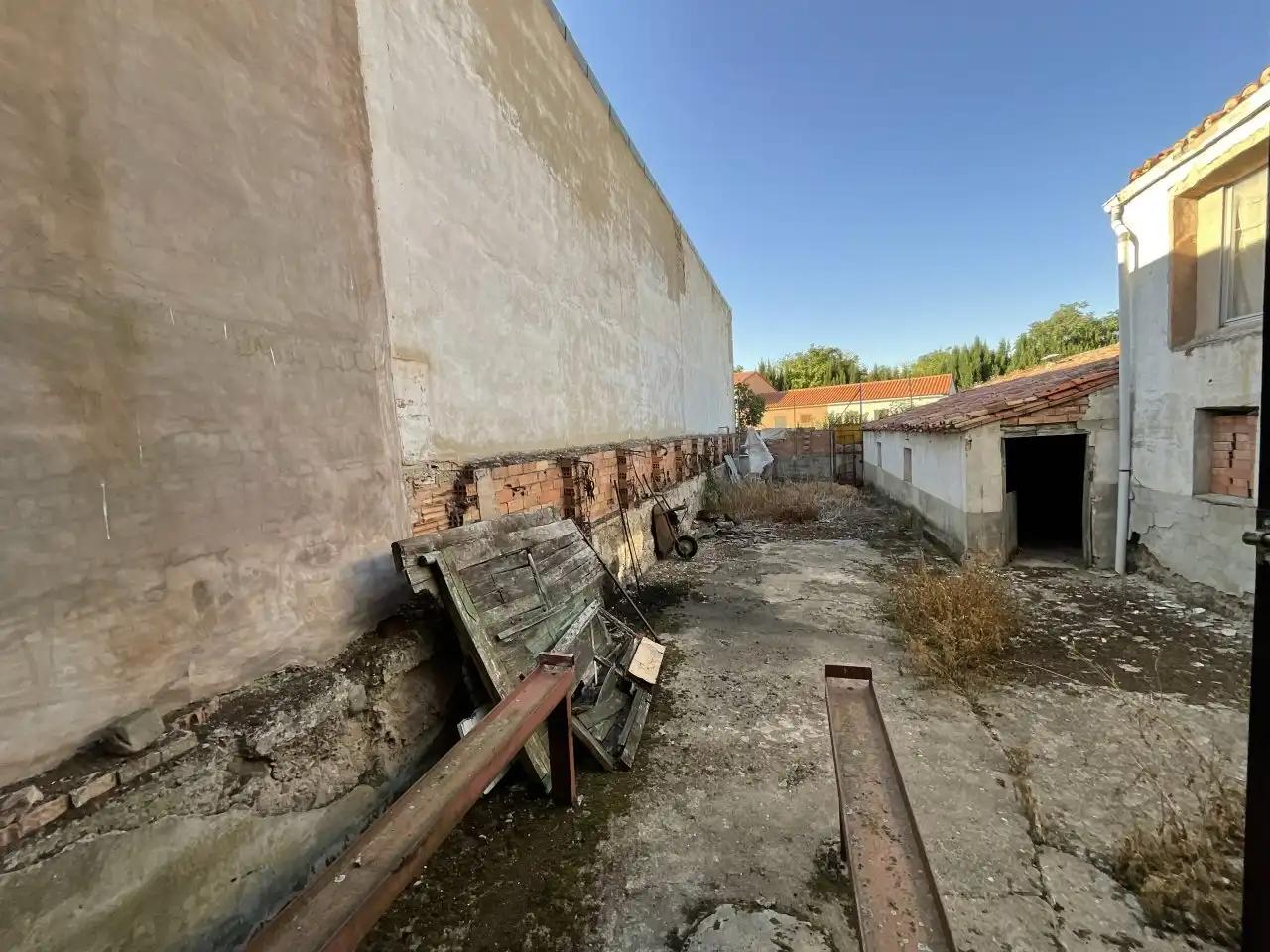 Vista exterior de Casa o chalet en venta en Villar de Torre con Calefacción y Amueblado