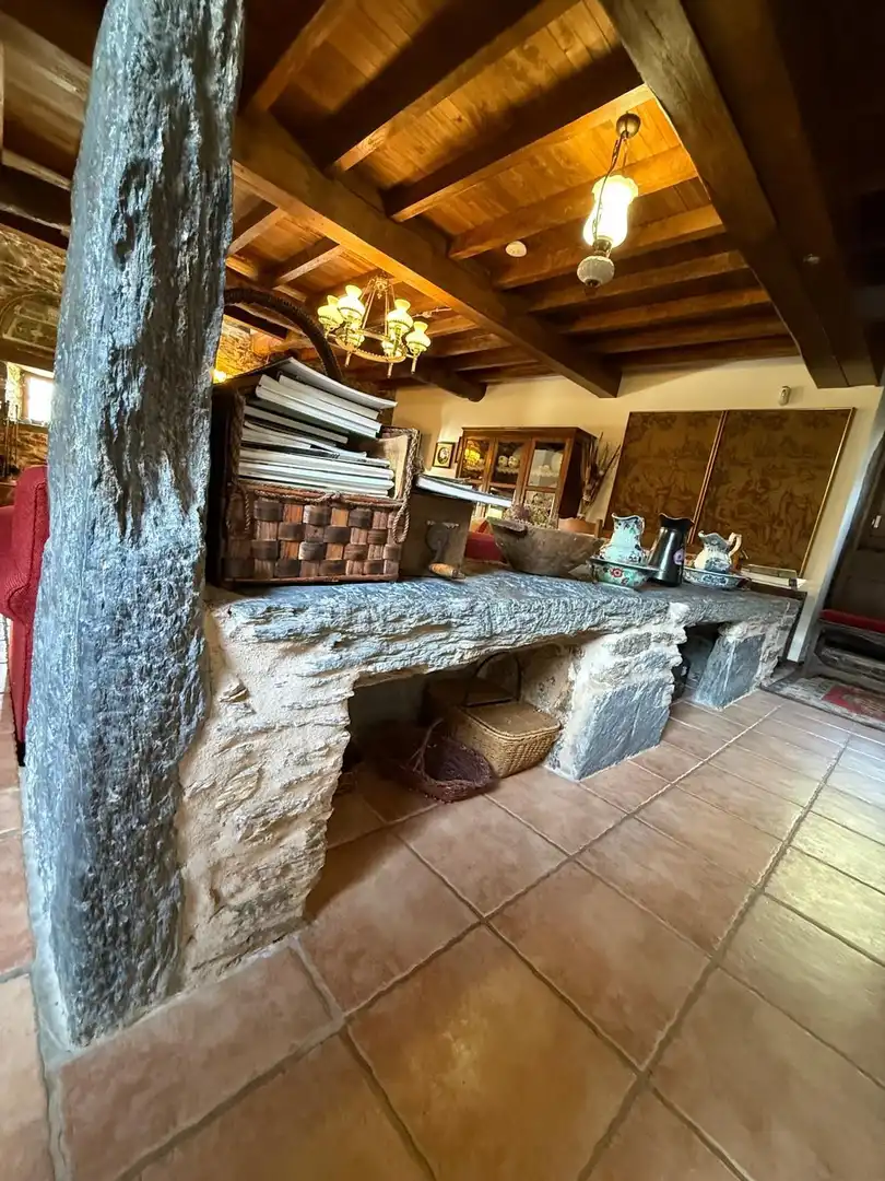 Cocina de Finca rústica en venta en Monfero con Calefacción, Jardín privado y Amueblado