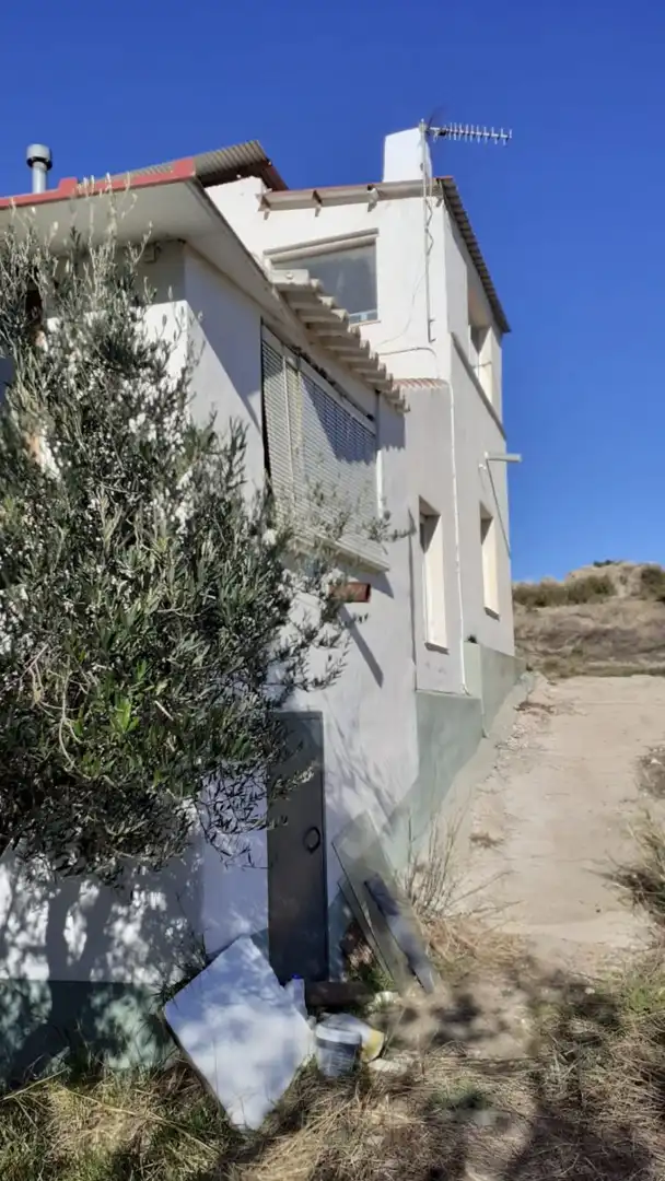 Vista exterior de Finca rústica en venda en Bayarque amb Traster
