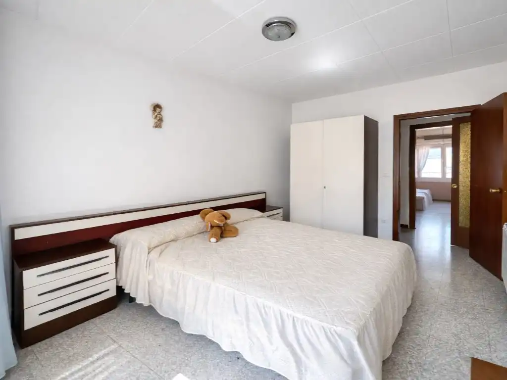 Habitación de Casa o chalet en venta en El Pla del Penedès con Horno