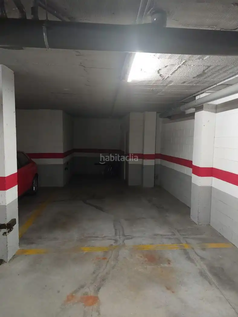 Einzelparkplatz zum Verkauf in Avinguda de Pau Casals 33, imagen 2