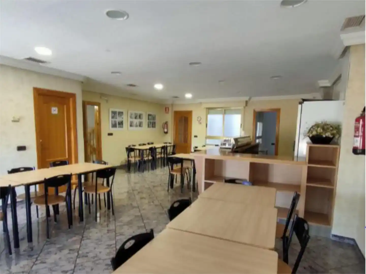 Commercial properties for rent in Monóvar  / Monòver  with Air Conditioner and Furnished