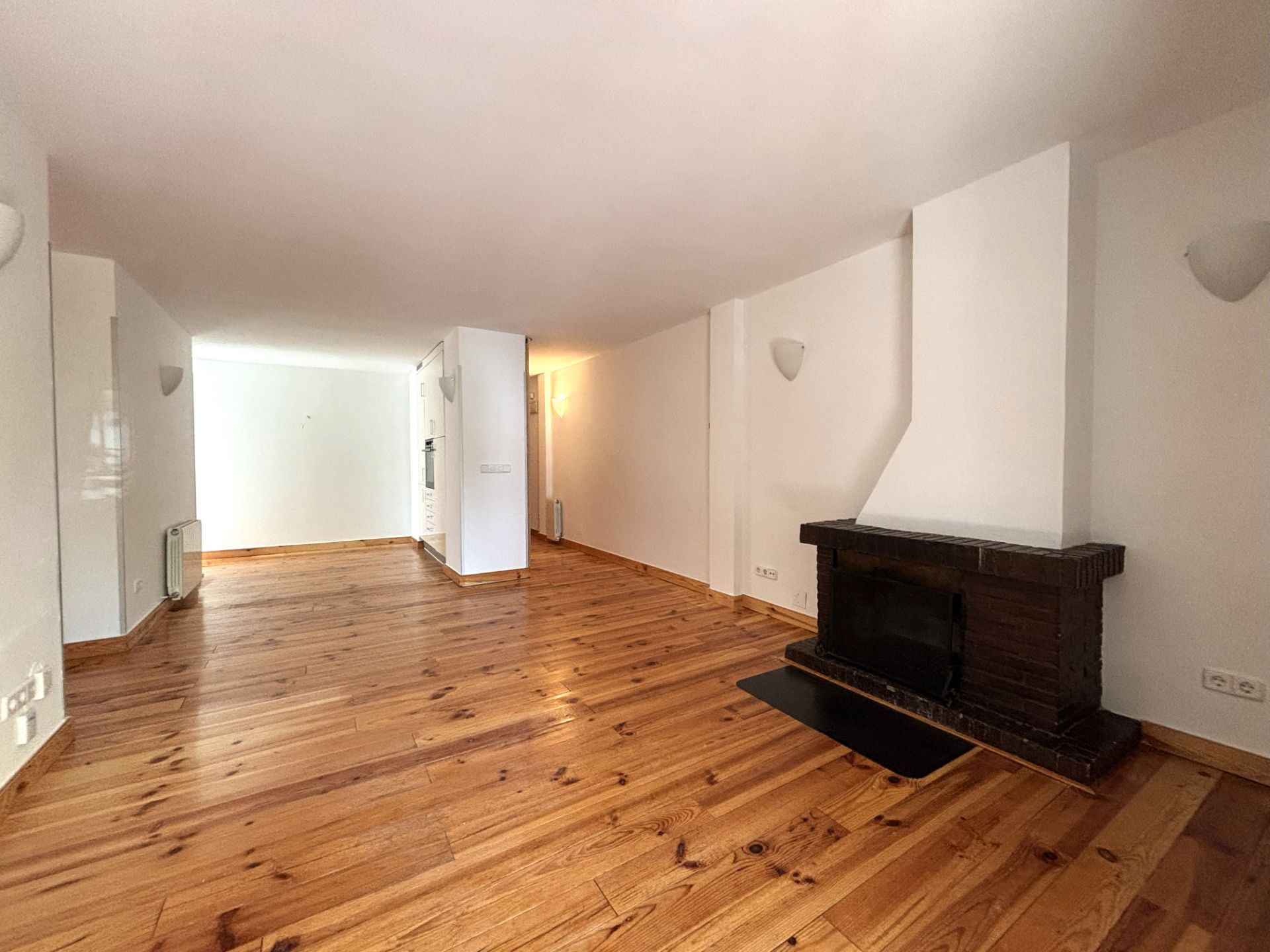 Living room of Flat to rent in Alpedrete  with Heating, Parquet flooring and Terrace