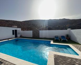 Piscina de Casa o xalet en venda en Tuineje amb Aire condicionat, Jardí privat i Piscina