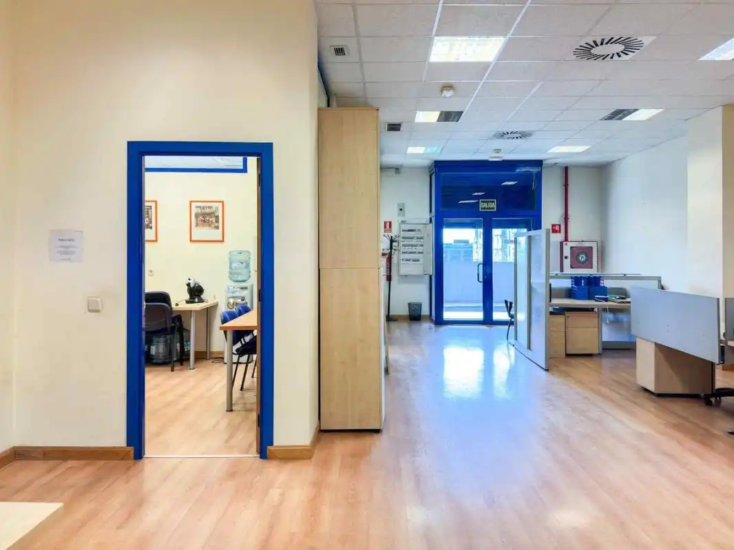 Bureau avec ascenseur à vendre à Calle de Isabel Colbrand, imagen 16