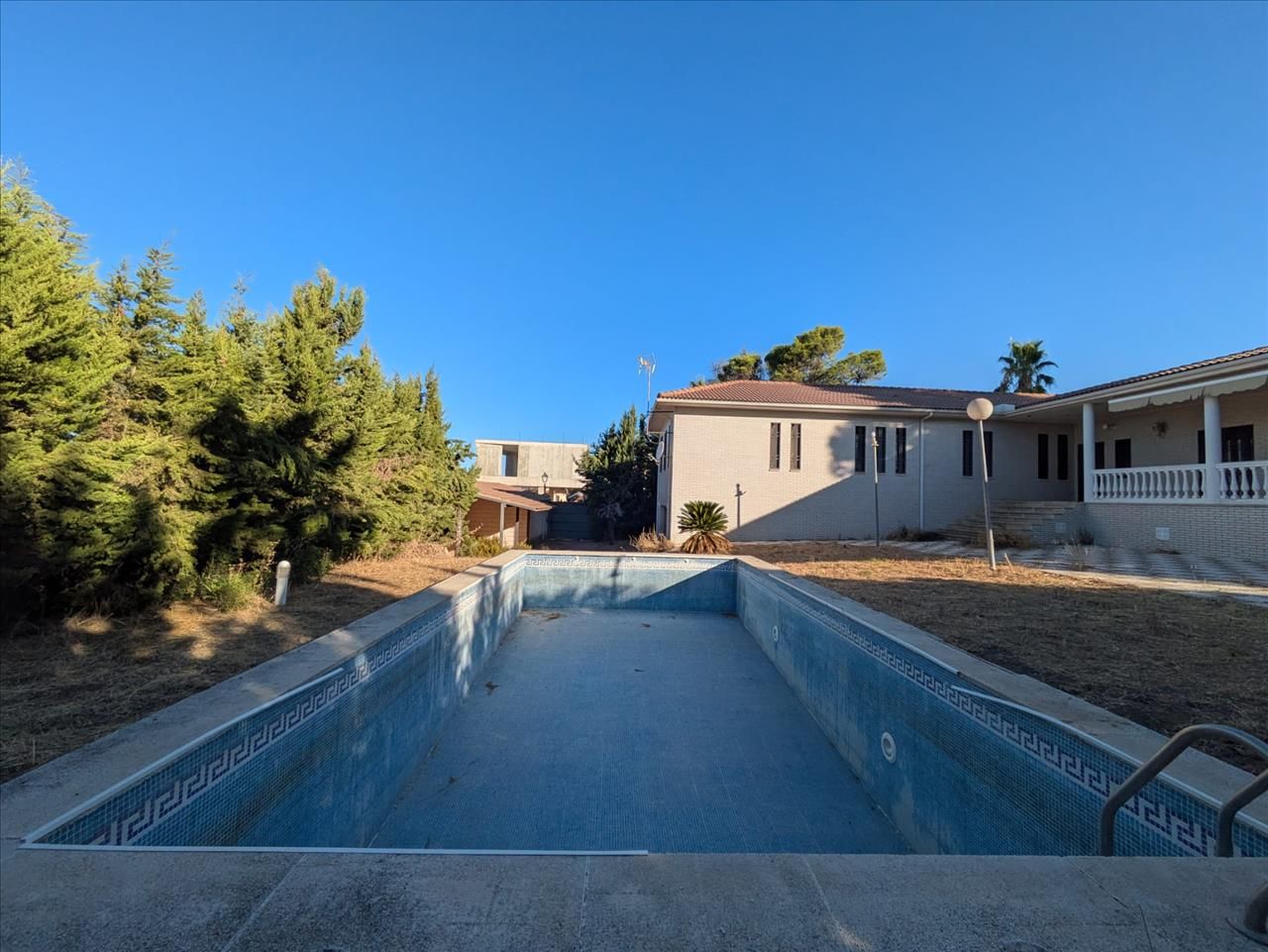 Swimming pool of House or chalet for sale in Linares  with Terrace, Storage room and Swimming Pool