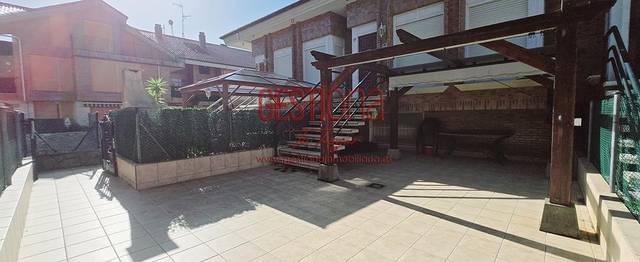 Dúplex en Venta en Ris