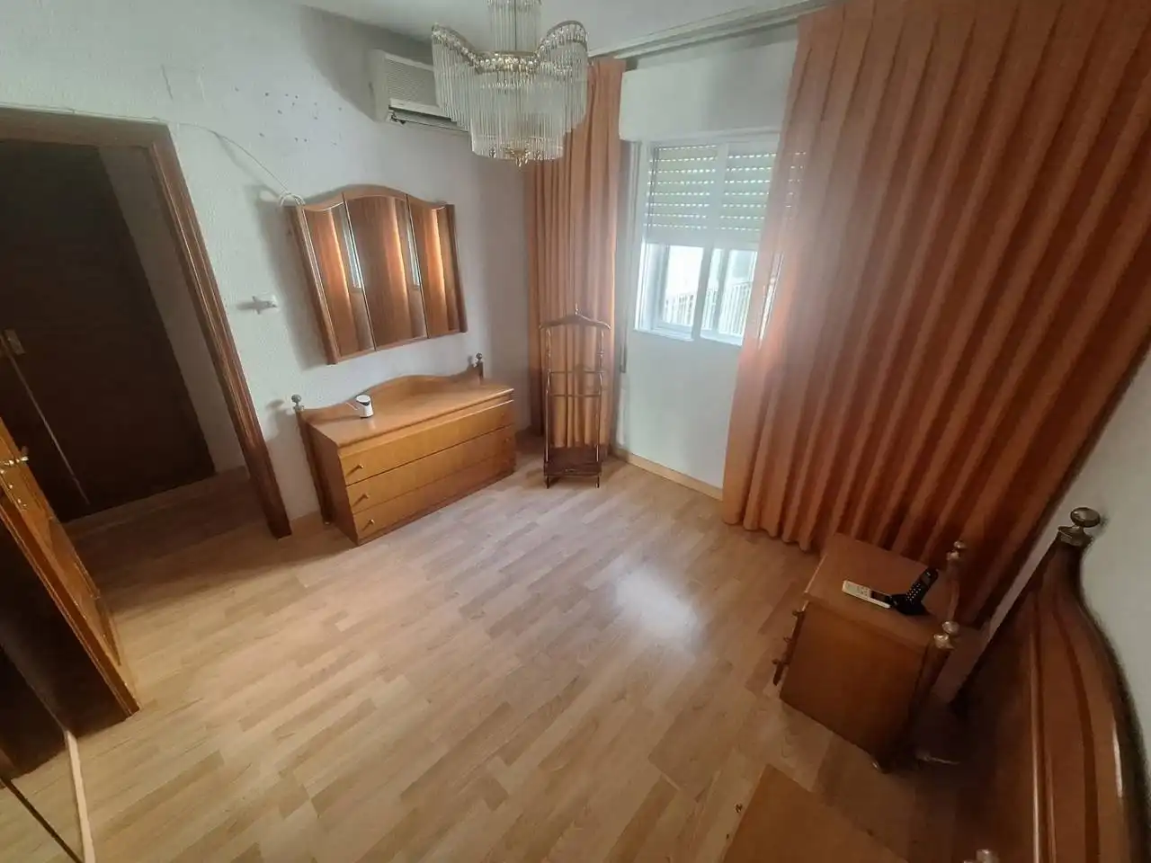 Bedroom of Flat for sale in Fuenlabrada  with Air Conditioner, Heating and Parquet flooring