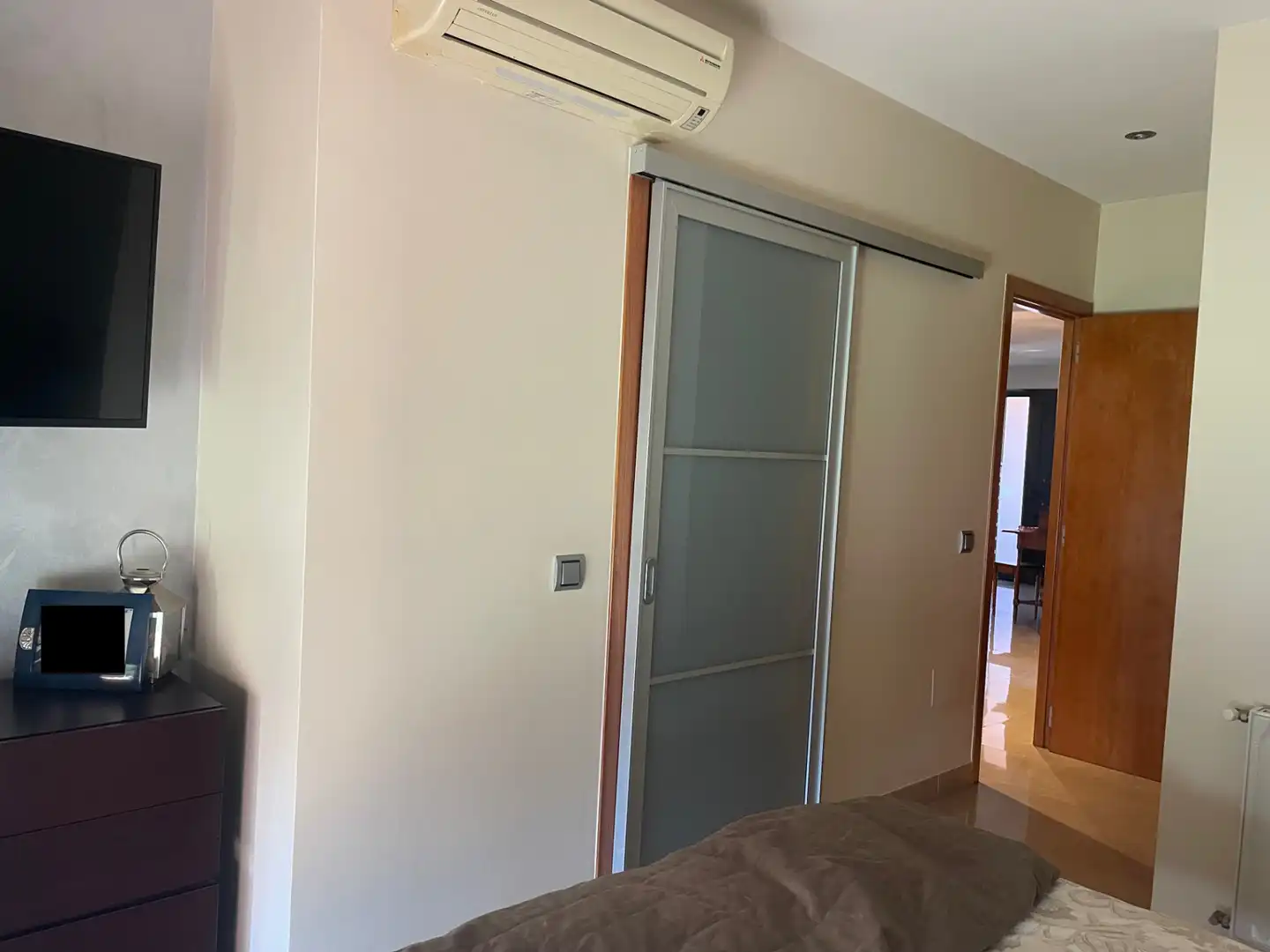Habitación de Casa o chalet en venta en Llambilles con Aire acondicionado, Calefacción y Jardín privado