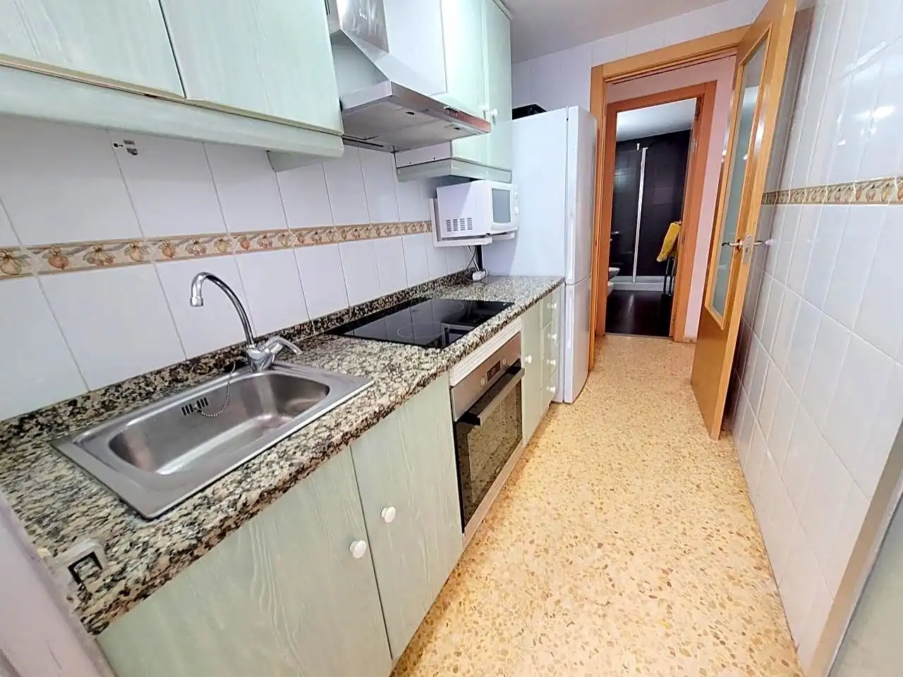 Cocina de Apartamento de alquiler en Miramar, Valencia