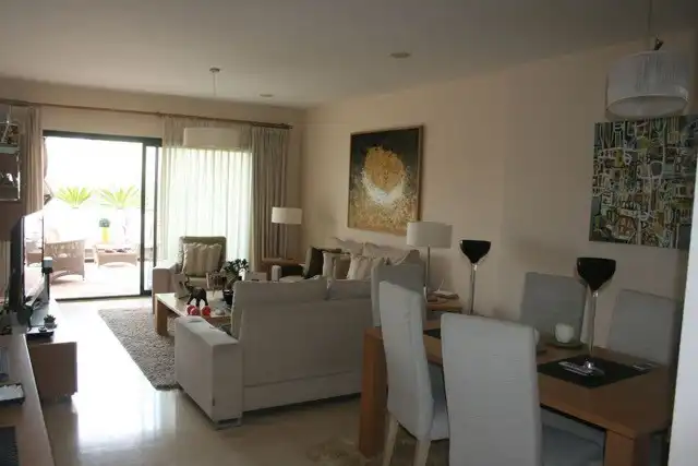 Apartamento con piscina en venta en Benahavís pueblo, imagen 3