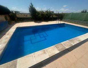 Piscina de Casa adosada en venda en Onzonilla amb Terrassa, Piscina i Balcó