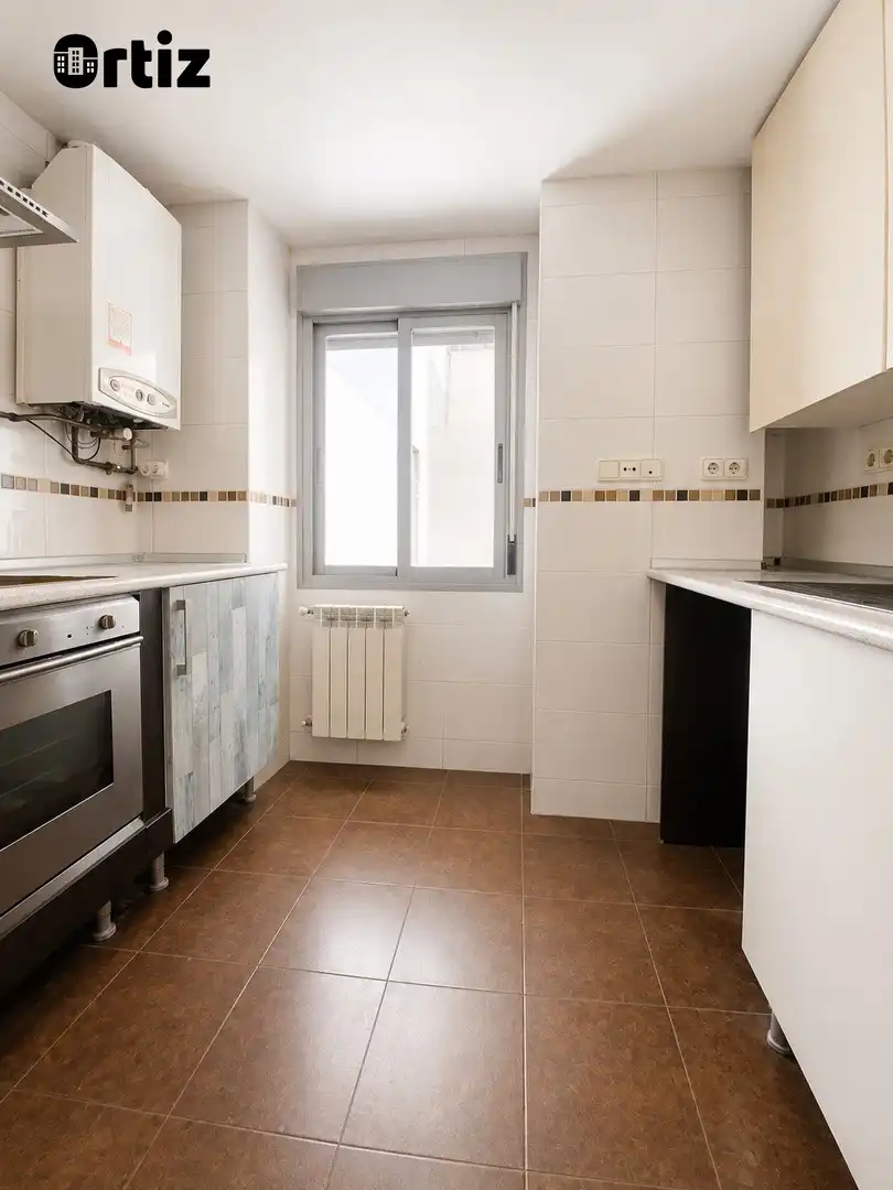 Badezimmer von Dachboden zum Verkauf in Alovera mit Heizung, Terrasse und Abstellraum