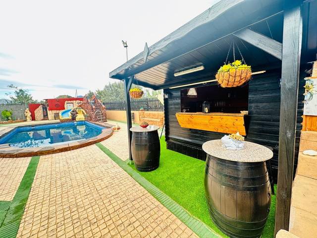 Casa-chalet en Venta en Ulea