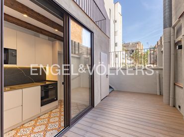 Wohnung mit Balkon zum Verkauf in Sarrià - Sant Gervasi