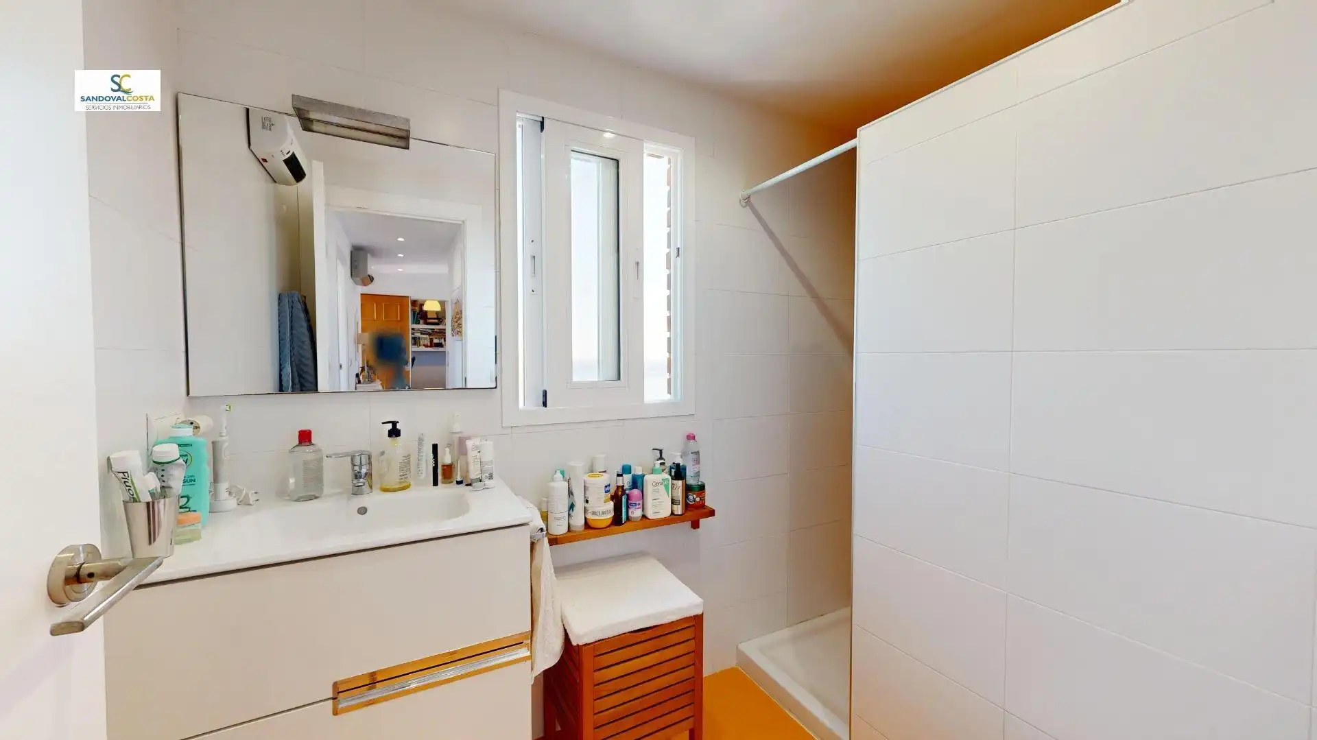 Badezimmer von Wohnung zum Verkauf in Alicante / Alacant mit Klimaanlage und Gemeinschaftspool