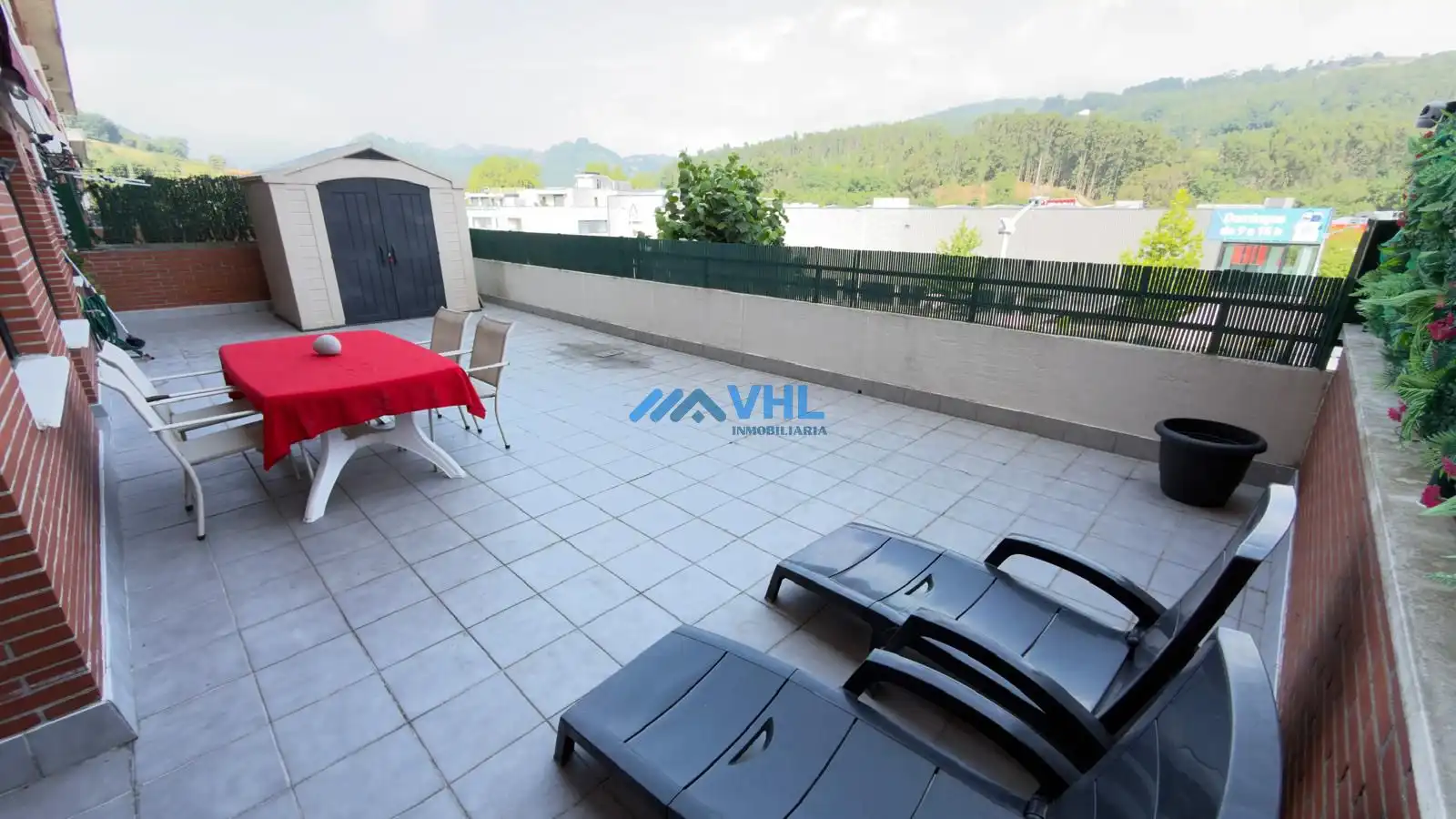Terraza de Piso de alquiler en Castro-Urdiales con Calefacción, Terraza y Amueblado