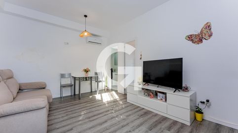 Foto 2 de Piso en venta en Cl Maria Benlliure, El Pedró, Cornellà de Llobregat