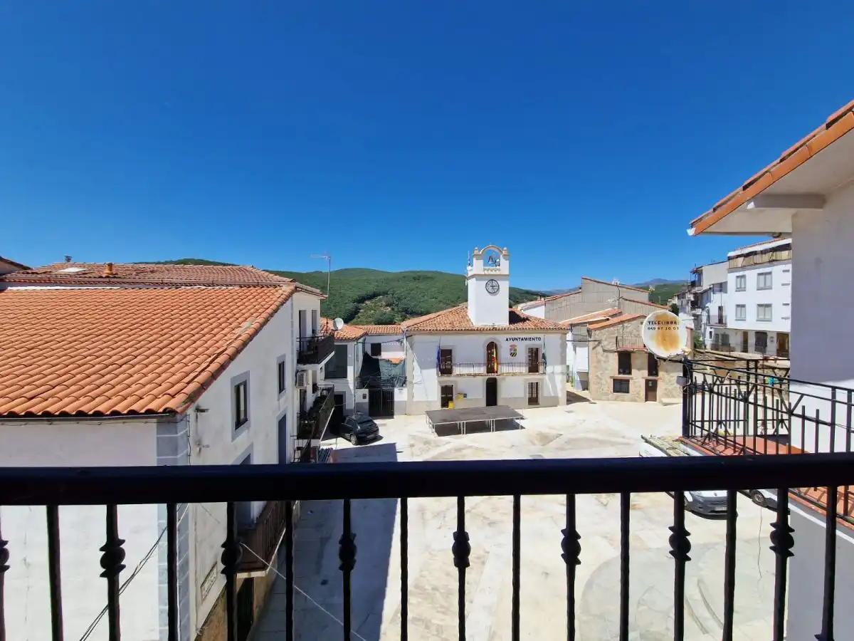 Vista exterior de Casa o chalet en venta en Barrado con Aire acondicionado, Calefacción y Amueblado