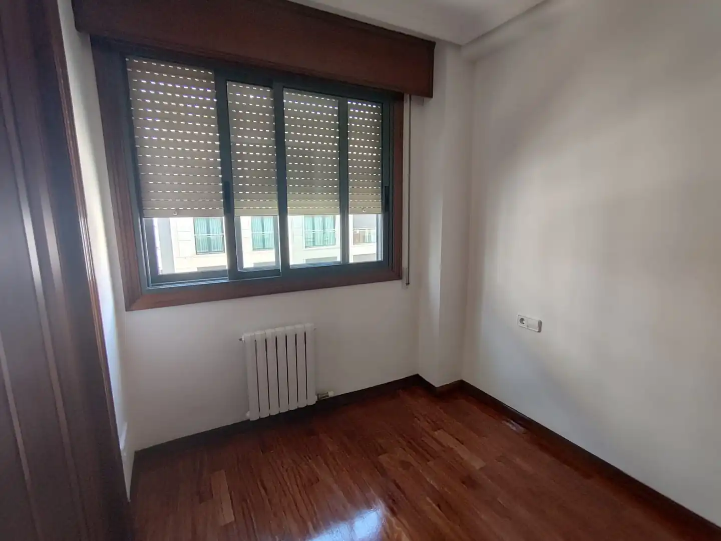 Bedroom of Study for rent in Vigo   with Heating, Parquet flooring and Washing machine
