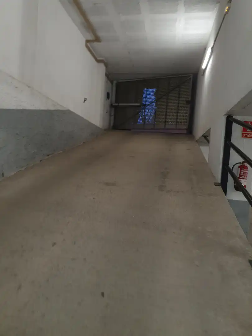 Garage zum Verkauf in Sant Boi de Llobregat