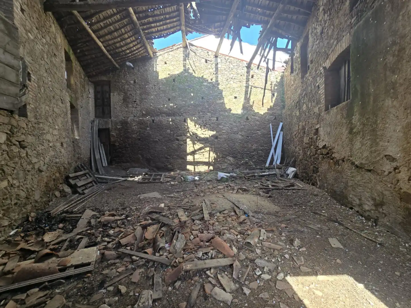 Nau industrial en venda en Oliva de Plasencia