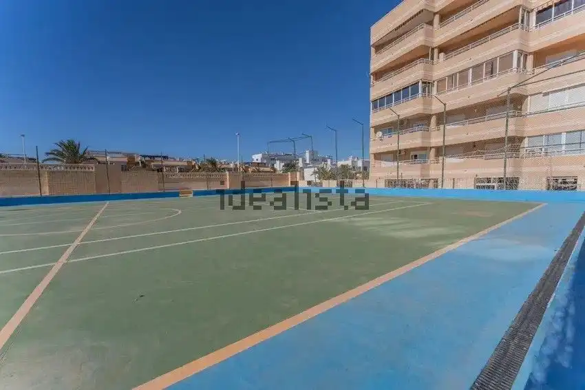 Vista exterior de Casa o chalet en venta en Elche / Elx con Aire acondicionado, Terraza y Trastero