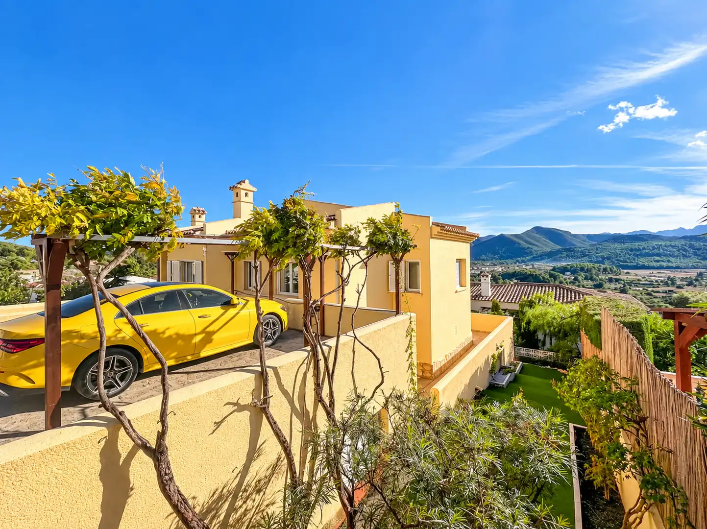 Außenansicht von Haus oder Chalet zur Miete in Xaló, Alicante
