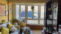 Sala d'estar de Pis en venda en San Vicente de la Barquera amb Calefacció, Moblat i Balcó