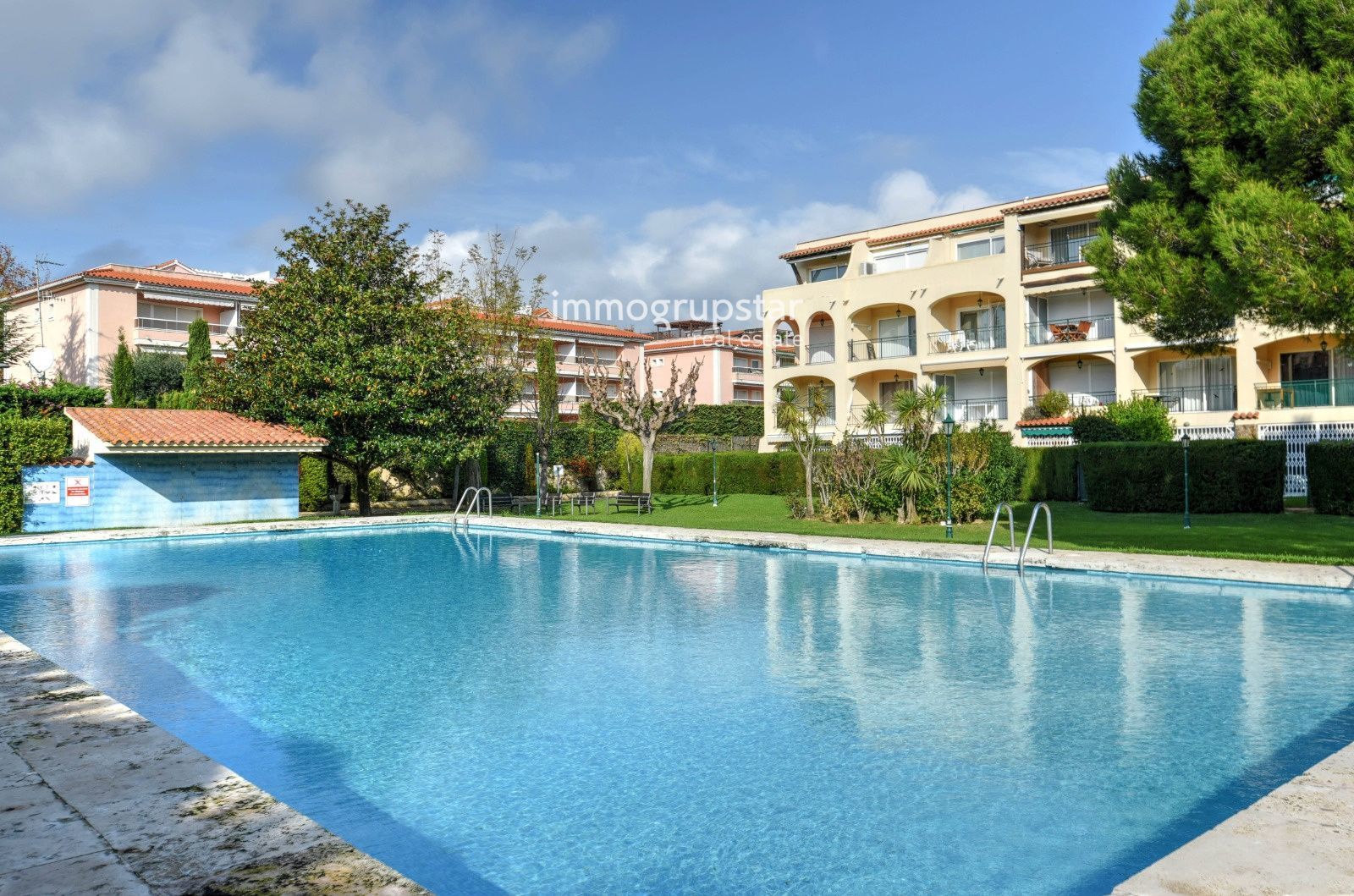 Schwimmbecken von Dachboden zum verkauf in Sant Feliu de Guíxols mit Klimaanlage, Heizung und Terrasse