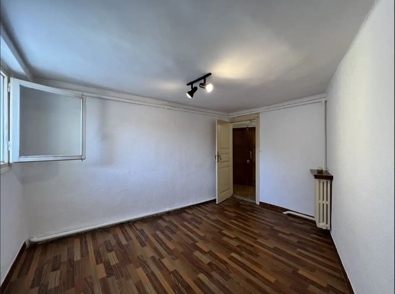 Flat for sale in Jaca